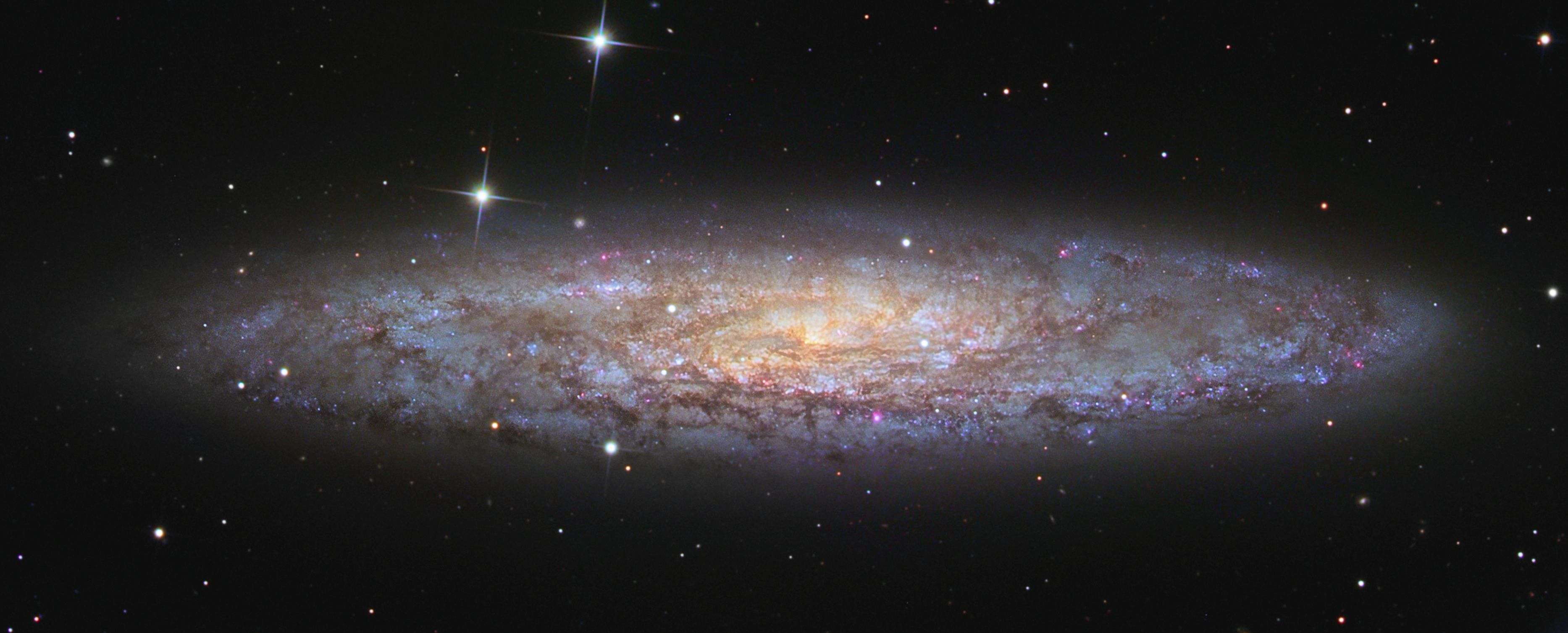 “La Moneda de Plata”, NGC 253
